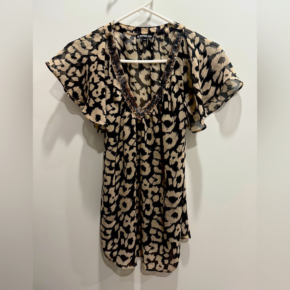 Sheer & Flowy Express Top